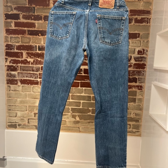 Levis 505 Blue Jeans - Picture 7 of 9